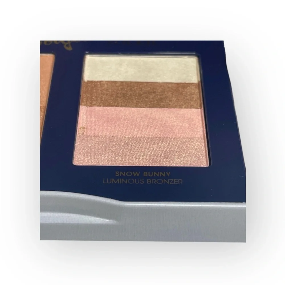 Deadstock: new Too Faced ㋛ Bonjour Soleil Bronzer Wardrobe Palette ㋛ Snow Bunny